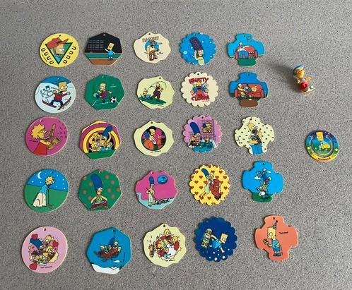 25 The Simpsons flippo’s Milhouse poppetje en n paperclio, Verzamelen, Flippo's, Losse flippo's, Ophalen of Verzenden