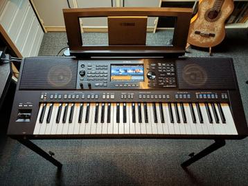 Yamaha PSR-SX920 in absolute nieuwstaat beschikbaar voor biedingen