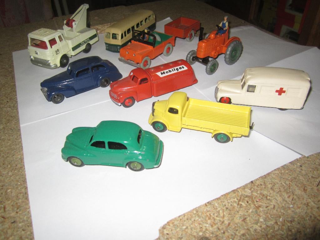dinky toys gerestaureerd 10 stuks, Ophalen of Verzenden