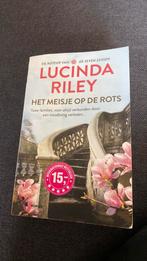 Het meisje op de rots, Lucinda Riley, Ophalen of Verzenden, Zo goed als nieuw