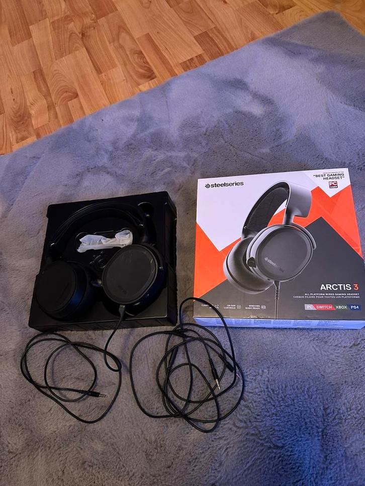 Steelseries headset, Computers en Software, Headsets, Zo goed als nieuw, Bedraad, Ophalen of Verzenden