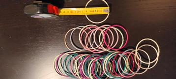 39x armbandje metaal beschikbaar voor biedingen