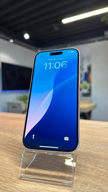  iPhone 15 128GB Roze Batterij 90% 2 jaar garantie  beschikbaar voor biedingen