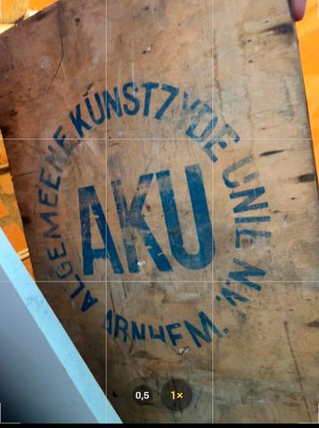 Glas in lood glas - antieke kist beschikbaar voor biedingen