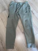 Nike tech fleece l groen grijs broek pants, Maat 52/54 (L), Verzenden, NIKE, Gedragen