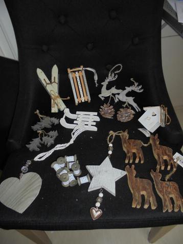 houten kerst decoraties voor in huis beschikbaar voor biedingen