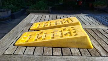 2 Fiamma oprijblokken caravan/Camper levelers beschikbaar voor biedingen