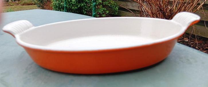 COUSANCES LE CREUSET gietijzer gratineer schaal 24 cm (G235), Huis en Inrichting, Keuken | Potten en Pannen, Zo goed als nieuw