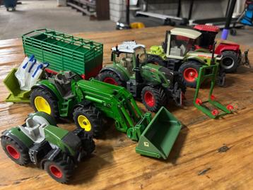 SIKU miniatuur tractors beschikbaar voor biedingen