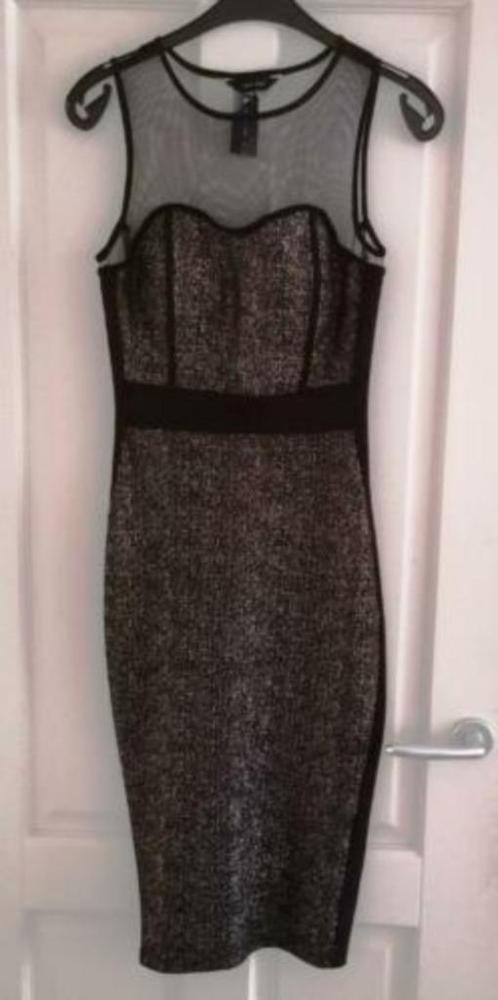 New Look feestelijk body con jurkje goud glimmend 36 28479, Kleding | Dames, Jurken, Zo goed als nieuw, Maat 36 (S), Zwart, Knielengte