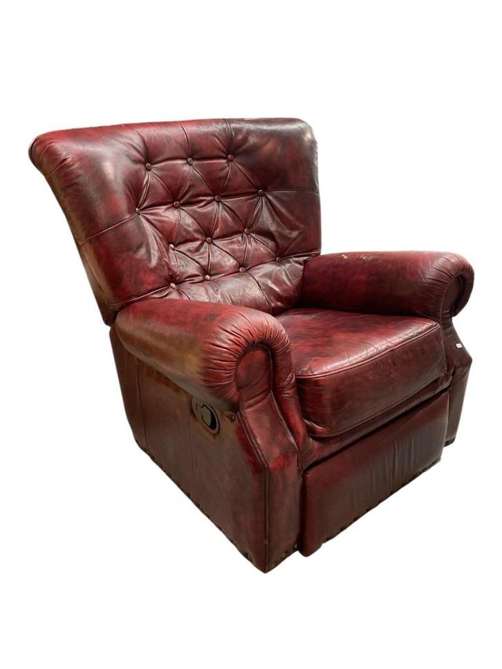 Chesterfield Relaxfauteuil, verstelbaar, bordeaux rood 9513, Huis en Inrichting, Fauteuils, Gebruikt, Hout, Leer, 75 tot 100 cm