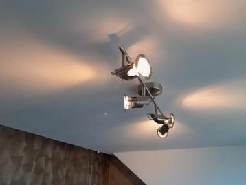 RVS plafondspot zo goed als nieuw. 4 draaibare spotjes. beschikbaar voor biedingen