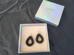 Lott Gioielli Glasberry Drop oorhangers (zwart/zilver), Sieraden, Tassen en Uiterlijk, Hangers, Zwart, Ophalen of Verzenden, Zo goed als nieuw
