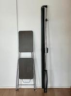 Projectiescherm met tafel voor dia, film en beamer, Ophalen, Handmatig, Gebruikt