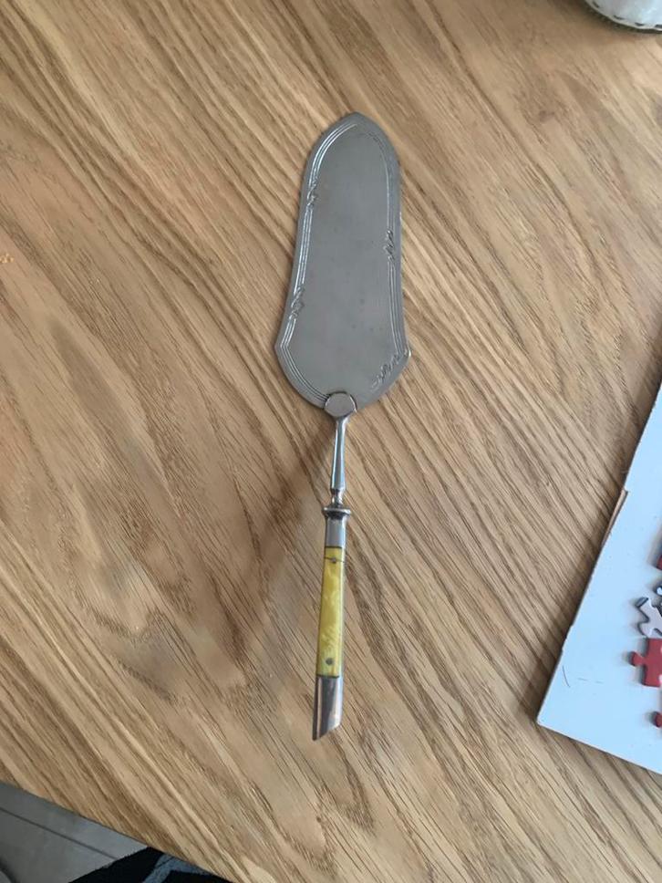 Oude zilveren taartschep met mooi handvat, Antiek en Kunst, Antiek | Bestek, Ophalen of Verzenden