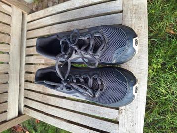 Decathlon run active grip mt40 beschikbaar voor biedingen