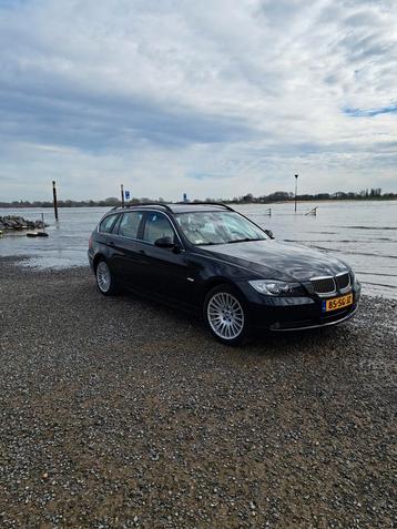 BMW 3-Serie (e91) 2.5 XI 325 4x4 Touring 2006 Zwart