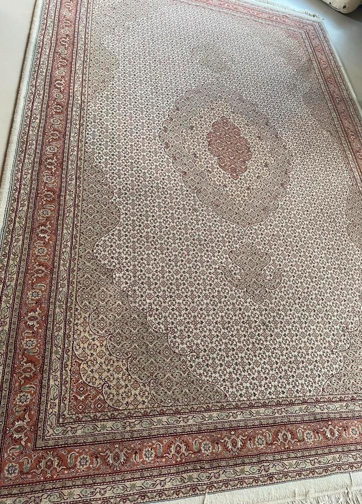 Prachtig tapijt pastel kleur, Huis en Inrichting, Stoffering | Tapijten en Kleden, Zo goed als nieuw, 200 cm of meer, Rechthoekig