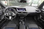 BMW 1-serie 118i M Sport Automaat / Panoramadak / Sportstoel, Te koop, Benzine, Hatchback, Gebruikt