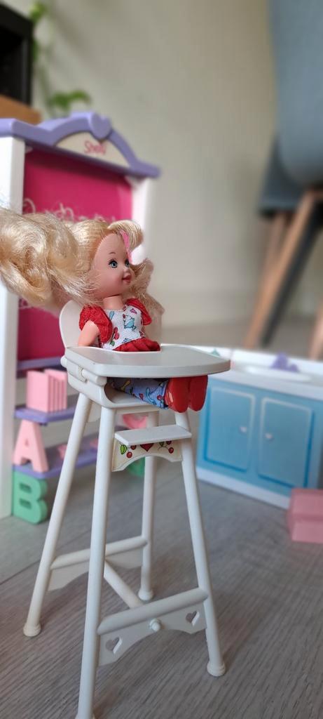 Barbie, Shelly's en crèche, Kinderen en Baby's, Speelgoed | Poppen, Gebruikt, Barbie, Ophalen