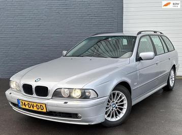 BMW 5-serie Touring 530d Executive CLIMATE/CRUISE/6CILL/APPL beschikbaar voor biedingen