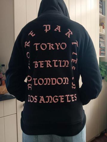Mister Tee hoodie  beschikbaar voor biedingen