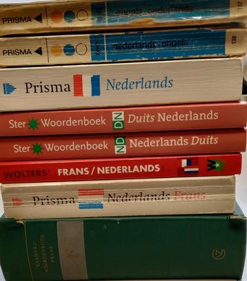 Te Koop: Diverse woordenboeken.   