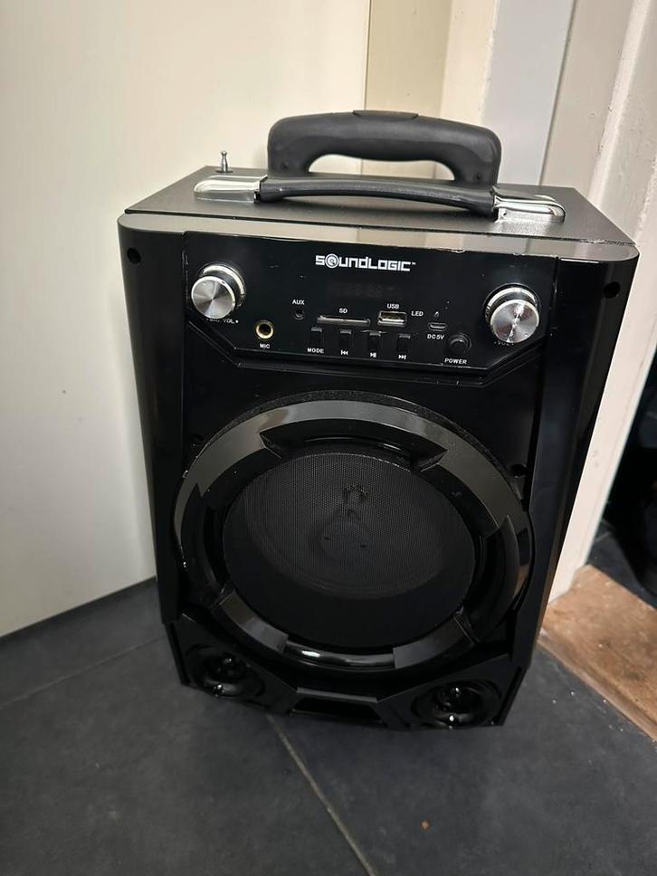 Soundlogic draagbare luidspreker!, Audio, Tv en Foto, Luidsprekers, Zo goed als nieuw, Overige typen, Minder dan 60 watt, Overige merken