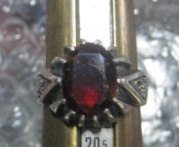 Design zilver zegelring met natuurlijk granaat  beschikbaar voor biedingen