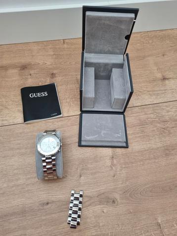 Guess Collection Gc Diver Chic Collectie horloge 38 mm   beschikbaar voor biedingen