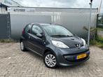 Peugeot 107 1.0-12V XR - APK 03-2026 - Leuke beginnersauto, Voorwielaandrijving, Stof, Gebruikt, Zwart