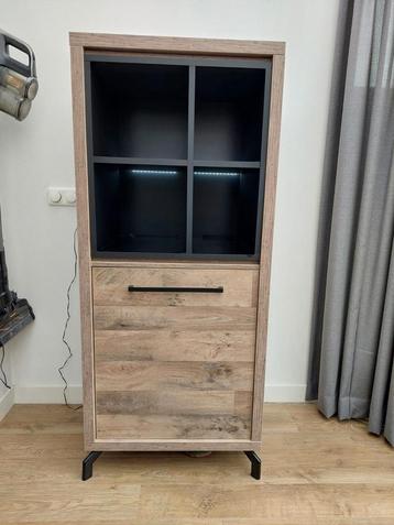 Profijt Valada opbergkast 66x50x153cm beschikbaar voor biedingen