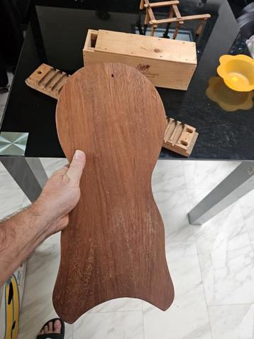 Houten Decoratie Object beschikbaar voor biedingen
