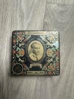 Zeldzame Ataturk sigarettendoos, Verzamelen, Rookartikelen, Aanstekers en Luciferdoosjes, Ophalen of Verzenden, Sigarenbandjes