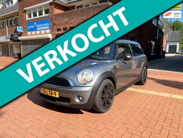 Mini Clubman 1.6 ONE 2010 | NEW APK | Dealer onderhouden beschikbaar voor biedingen