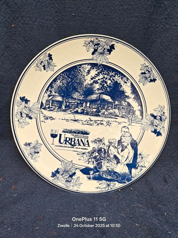 Wand bord van Urbana cafe restaurant bowling 1987, Antiek en Kunst, Antiek | Wandborden en Tegels, Ophalen of Verzenden