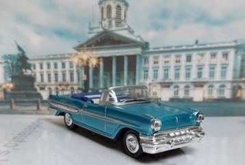 1:43 Pontiac Star Chief Bonneville Cabriolet 1957; New Ray beschikbaar voor biedingen