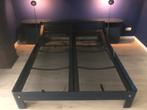 Auping bed 160x200 met achterwand en lampjes, Ophalen, Tweepersoons, Zo goed als nieuw, 160 cm