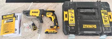 DeWalt Bandschroefmachine met Accu & Lader beschikbaar voor biedingen
