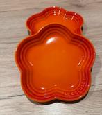2x Le Creuset Bloem Bordjes Volcanic Orange Nieuw, Huis en Inrichting, Keuken | Servies, Verzenden, Keramiek, Nieuw, Bord(en)