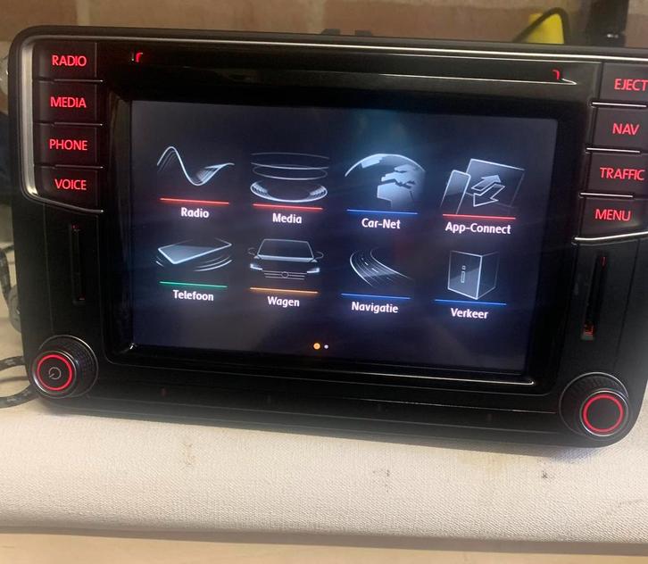 Vw discover media mib2 met apple carplay functie met DAB, Auto diversen, Autonavigatie, Zo goed als nieuw, Ophalen of Verzenden