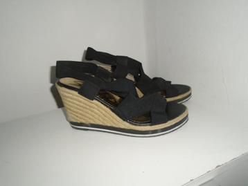 Skechers Prachtige Sleehak Sandalen Schoenen maat 40  beschikbaar voor biedingen