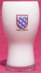 Heineken Bier bierglas Fryslan , Fryske sporten Friesland, Ophalen of Verzenden, Nieuw, Glas of Glazen, Overige merken