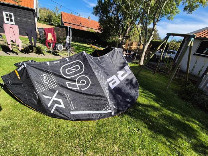 Core XR Pro 9m² + Sensor 3 Pro S Bar (2025) – set €1500, Watersport en Boten, Kitesurfen, Zo goed als nieuw, Kite, 9 m², Geen board
