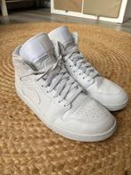 Nike Jordan 1 Mid - Maat 40 wit, Kleding | Dames, Schoenen, Ophalen of Verzenden, Gedragen, Wit, Sneakers of Gympen