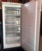 Zeer nette Zanussi vrieskast , 5 laden, 120 tot 140 cm, Minder dan 60 cm, Zo goed als nieuw, Energieklasse A of zuiniger
