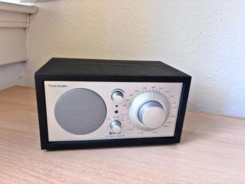 Tivoli Audio model one Silver Black Bluetooth beschikbaar voor biedingen
