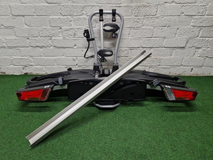 ZGAN Thule EasyFold fietsendrager 2 E-bikes 60KG +Oprijgoot, Auto diversen, Fietsendragers, Zo goed als nieuw, Trekhaakdrager