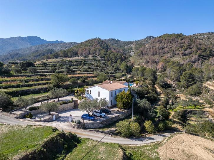 Costa Blanca: Te koop, ruime, comfortabele Finca op 17000 m2, Huizen en Kamers, Buitenland, Spanje, Woonhuis, Landelijk, Verkoop zonder makelaar