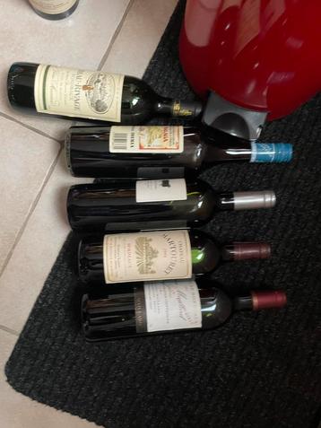 Diverse collectie rode wijnen bieden canaf€25 beschikbaar voor biedingen